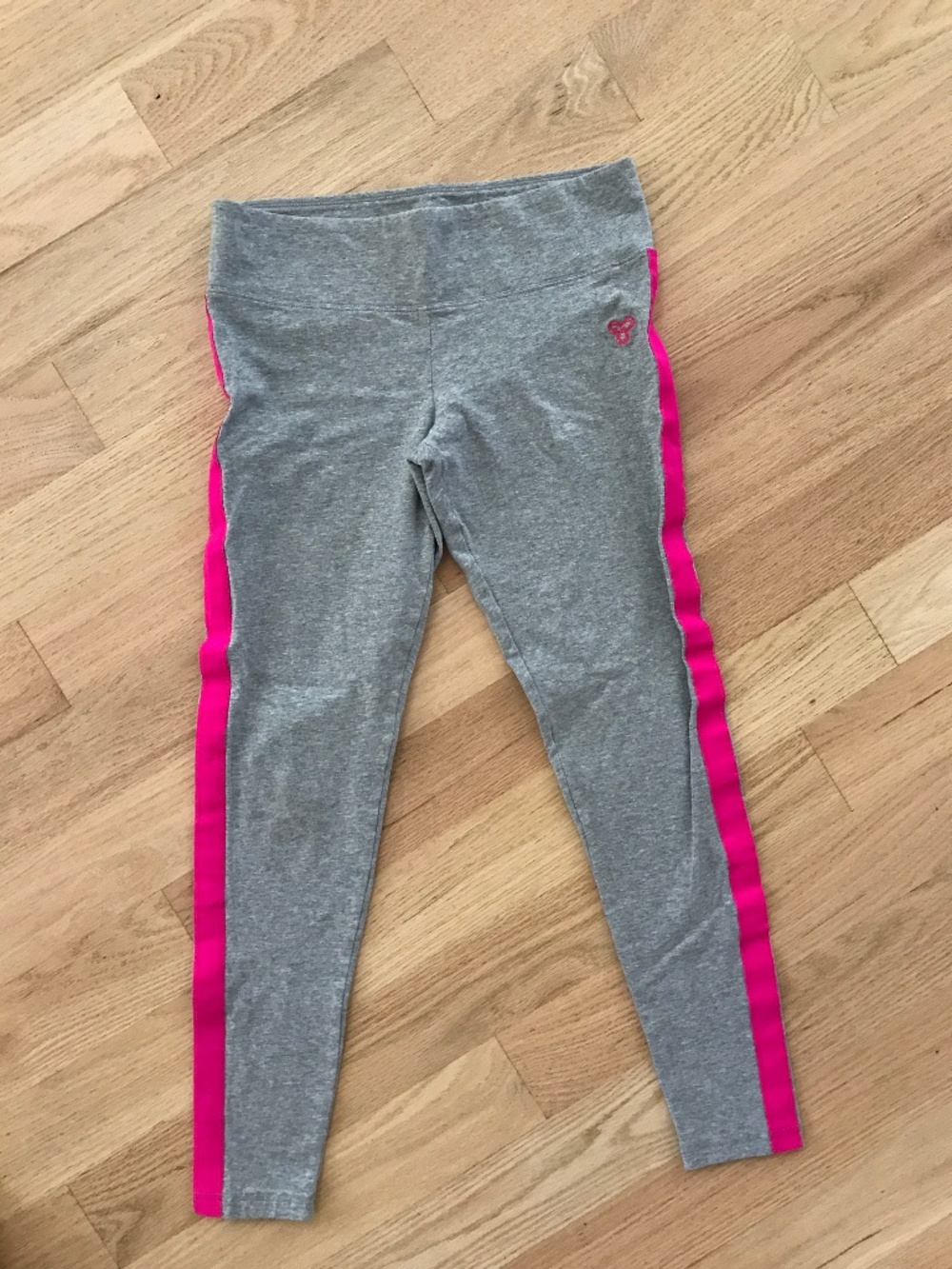 Aritzia TNA soft leggings